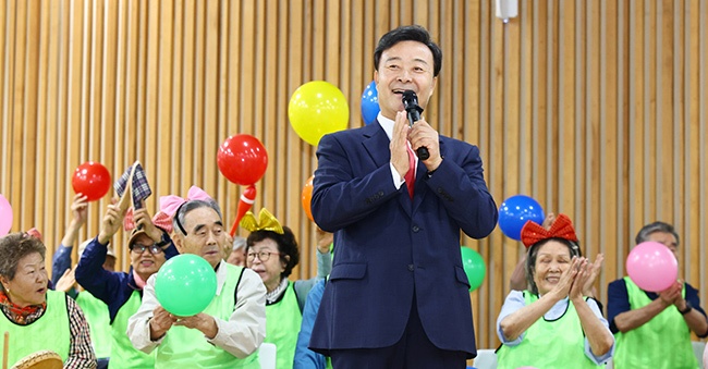 의왕시 사랑채, 아름채 노인복지관 추석맞이 행사 개최